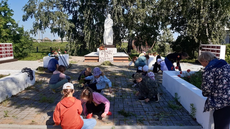 19 июня. День добровольца.